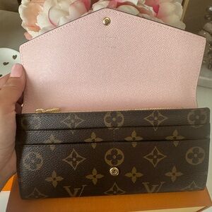 Louis Vuitton Sarah Wallet Rose